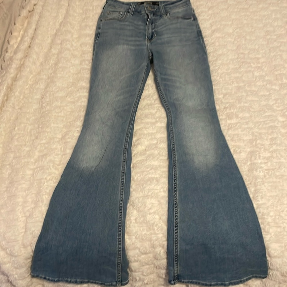 Hollister flare jeans * NEVER WORN*